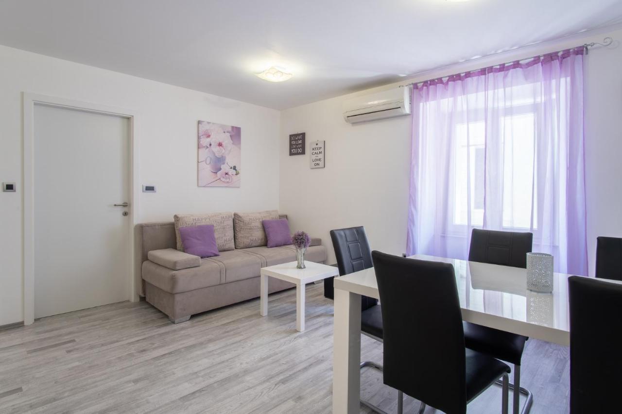 Private Holliday Apartment 帕格 外观 照片