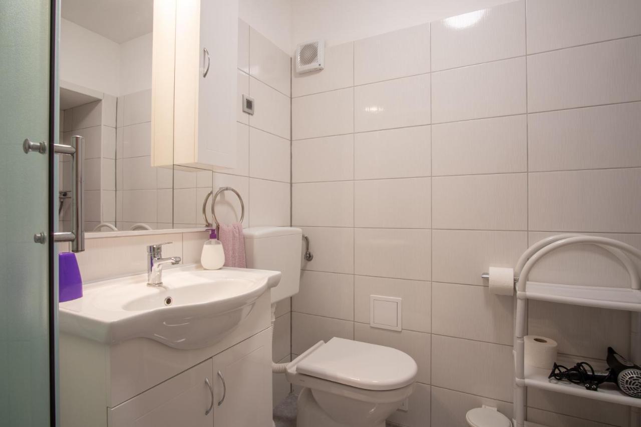 Private Holliday Apartment 帕格 外观 照片